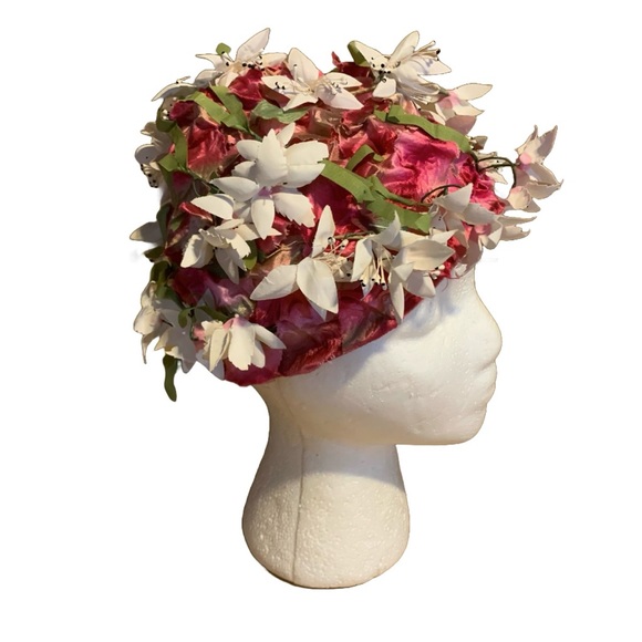 VINTAGE CIRCA 1960'S HANDCRAFTED PINK W/SILK FLOWERS CLOCHE HAT - Picture 7 of 10